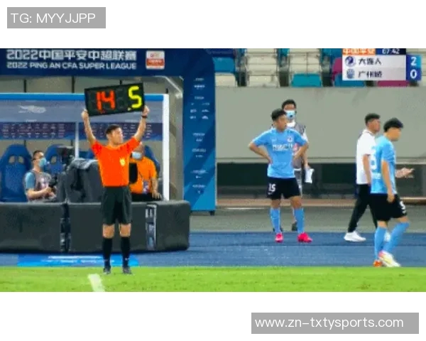 阿马杜奥纳纳缺47码球鞋比利时足协员工紧急送货上门