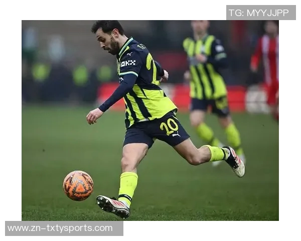 迪卡尼奥透露B席今夏或加盟意甲尤文科莫成为潜在新东家